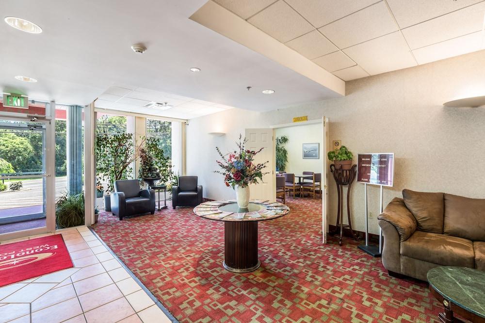 New Windsor Econo Lodge Stewart International Airport מראה חיצוני תמונה