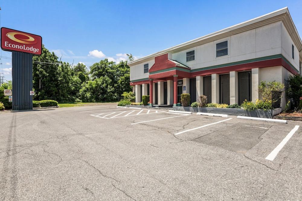 New Windsor Econo Lodge Stewart International Airport מראה חיצוני תמונה