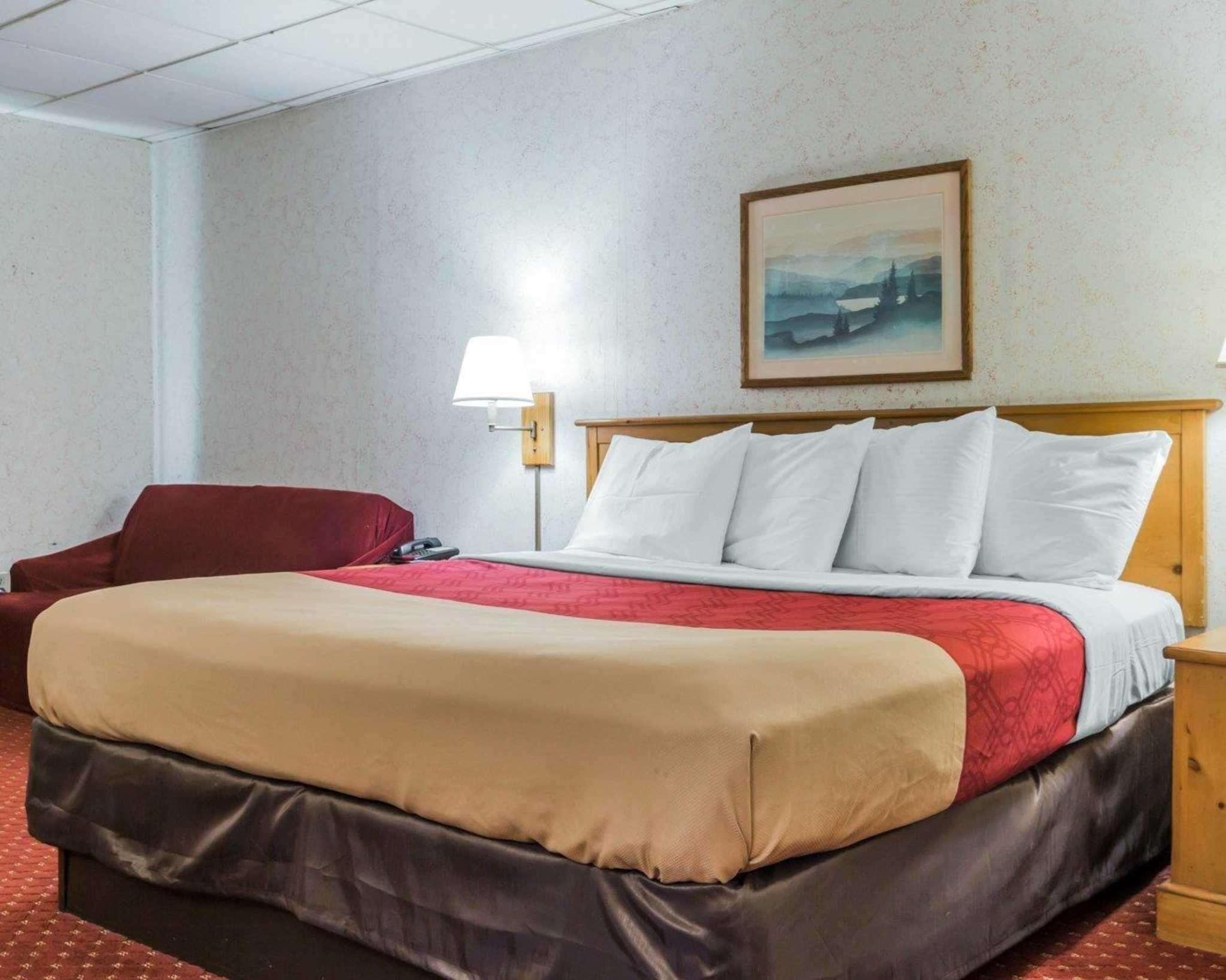 New Windsor Econo Lodge Stewart International Airport מראה חיצוני תמונה